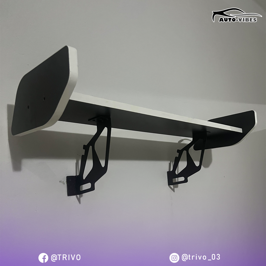 رف حائط رياضي بتصميم عصري