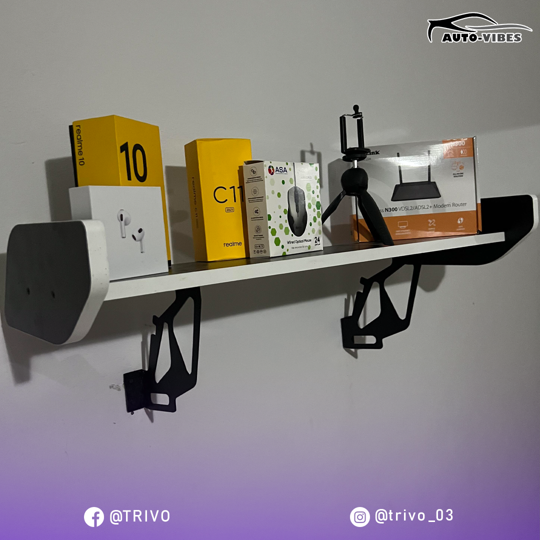 رف حائط رياضي بتصميم عصري